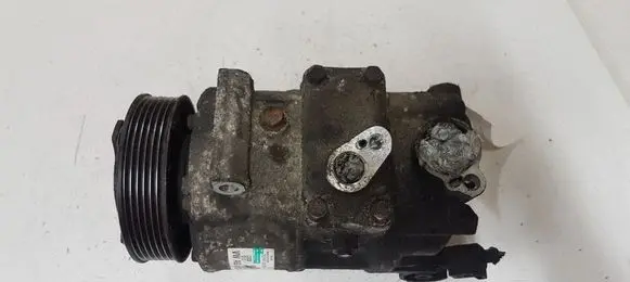 Volkswagen Touran I Air conditioning (A/C) compressor (pump) 1K0820859F 8681P 009818088B4