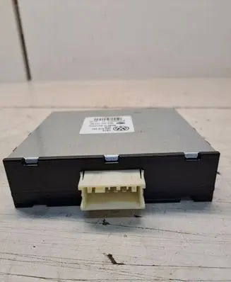 Volkswagen Golf VI Power management control unit 1K0919041