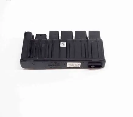 BMW 2 F22 F23 Current control relay 8638551