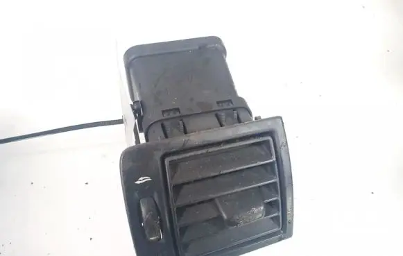 Dash center air vent grill