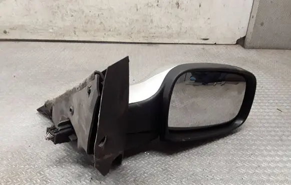Renault Scenic II - Grand scenic II Front door electric wing mirror E9011126
