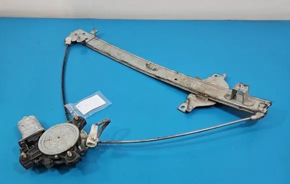 Toyota RAV 4 (XA10) Front door window regulator with motor 8571042030 IMPRK1563873