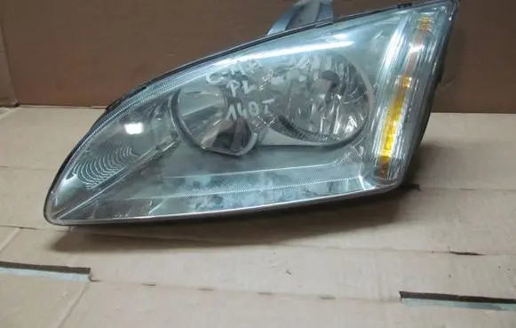 Ford Focus Headlight/headlamp 4M5113W030AD 10178