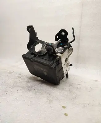 Volvo V60 ABS Pump P3140544
