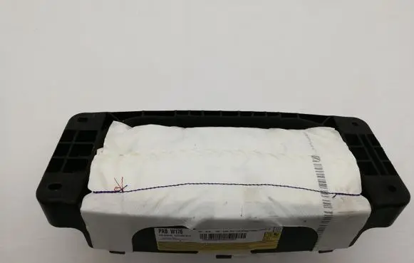 Mercedes-Benz GLA W156 Passenger airbag A1768600002