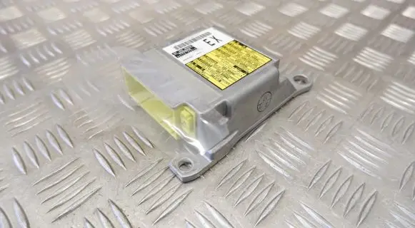 Toyota Prius+ (ZVW40) Airbag control unit/module 8917047570