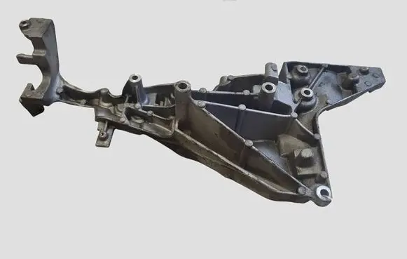 Mercedes-Benz Sprinter W907 W910 Engine mounting bracket A6512010600