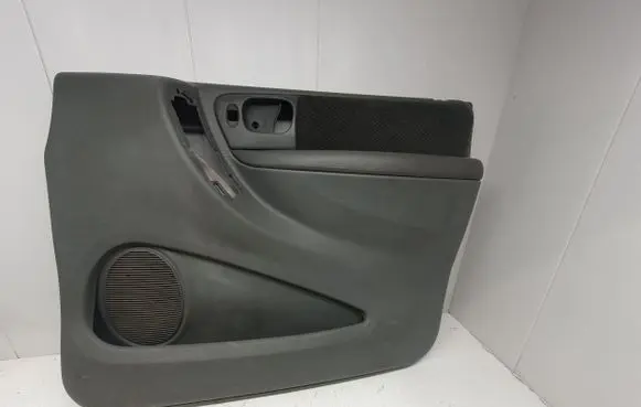 Chrysler Grand Voyager IV Front door card panel trim 0SE88TRMAA