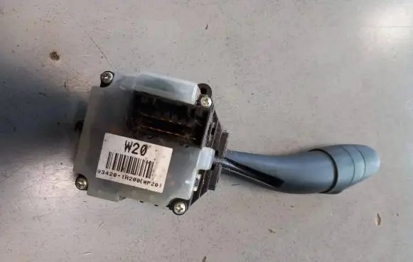 KIA Ceed Other switches/knobs/shifts 93420-1H200