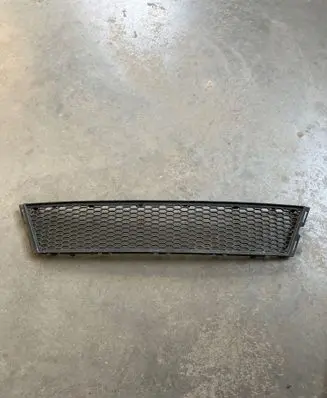 BMW 3 E92 E93 Front bumper lower grill 7227889
