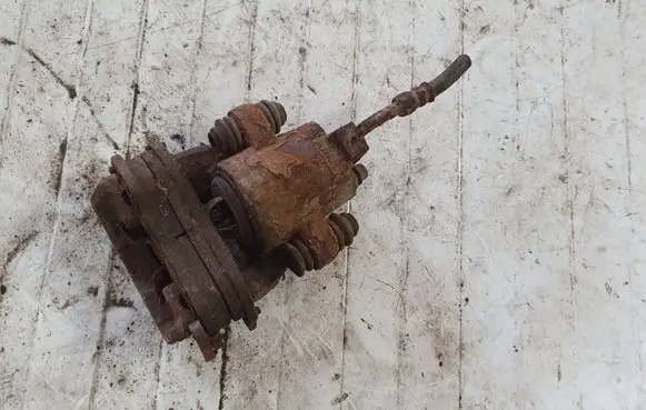 Chrysler Pacifica Rear brake caliper NOCODE