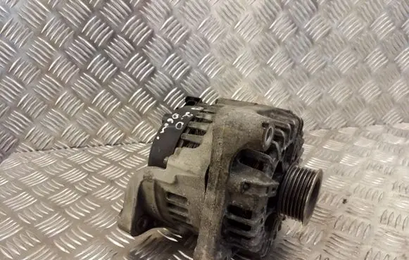 BMW X3 E83 Generator/alternator 7802261 S40AN07 FG18S019
