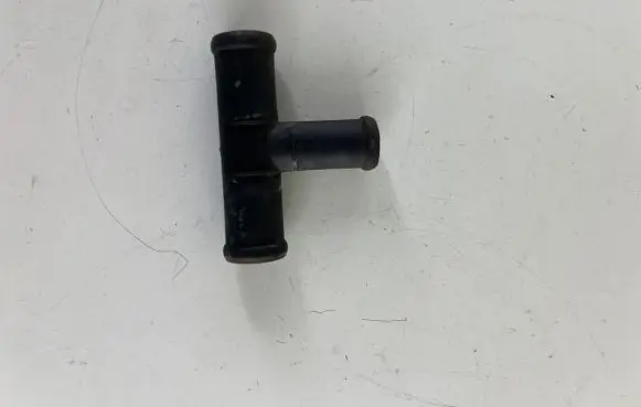 Land Rover Range Rover Sport L320 Engine coolant pipe/hose