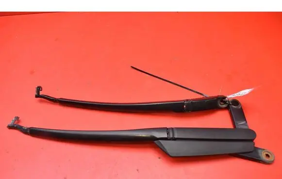 Volkswagen Touareg I Front wiper blade arm 7L6955407A