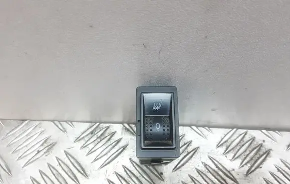Skoda Superb B5 (3U) Seat heating switch 3U0963563