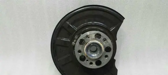 Mercedes-Benz E W212 Rear wheel hub A2043500841 A2113570508