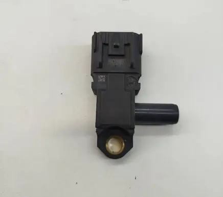 Ford Mondeo MK V Exhaust gas pressure sensor BK2A9G824AA