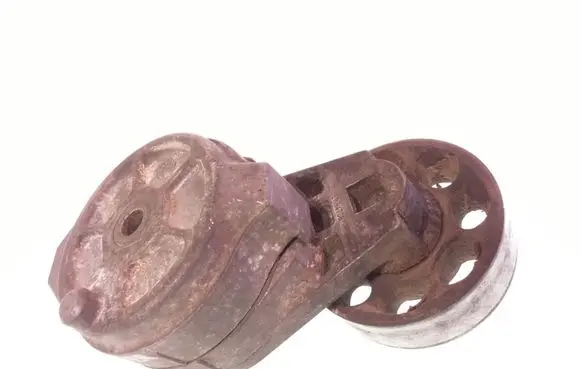 Land Rover Discovery Belt tensioner pulley ERR4708