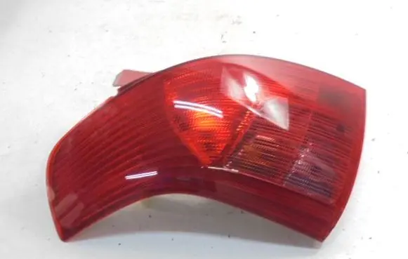 Suzuki Swift I Rear/tail lights P4476L