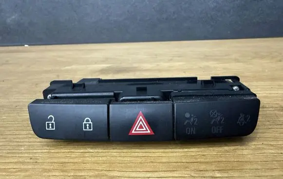 Opel Insignia A Hazard light switch 13324594