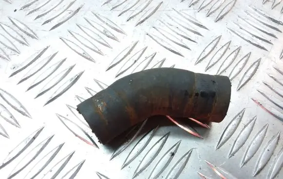 Volkswagen PASSAT B5 Engine coolant pipe/hose