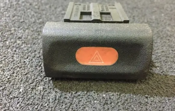Opel Vectra B Hazard light switch 90565714 9049380490457316