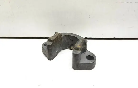 BMW X3 E83 Fuel Injector clamp holder