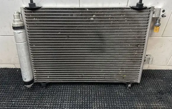 A/C cooling radiator (condenser)