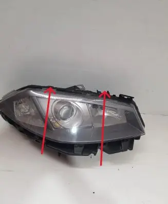 Renault Megane II Headlight/headlamp 89307040