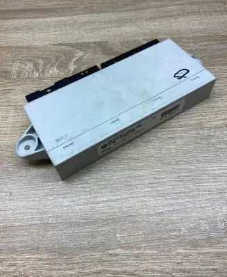 BMW 7 E65 E66 Door control unit/module 6958447 6015007017