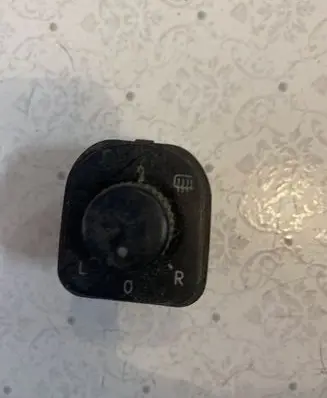 Volkswagen PASSAT B6 Wing mirror switch 1K0959565