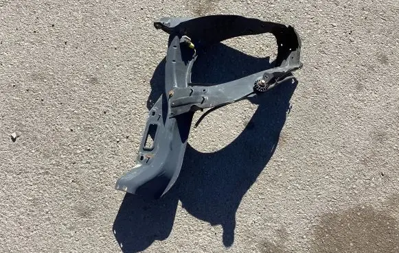 Mercedes-Benz ML W164 Side radiator support slam panel 