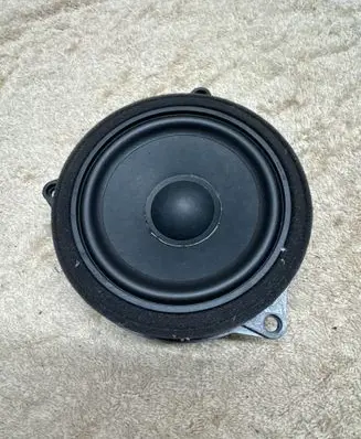 BMW X7 G07 Front door speaker 2622518 72151 18353410
