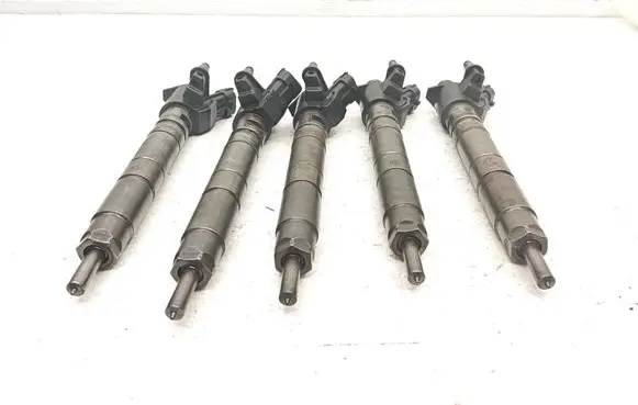 Volvo V60 Fuel injectors set 31303238 0445116016 100924