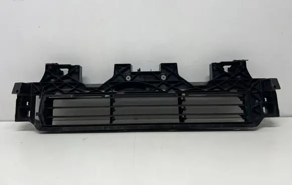 Audi e-tron Intercooler air guide/duct channel 4KE807771