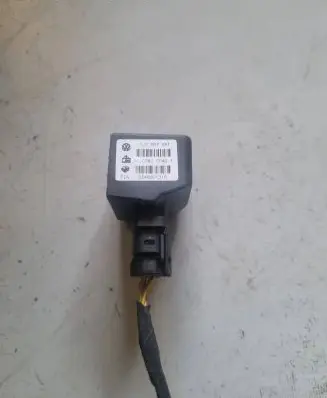 Volkswagen Golf IV ESP acceleration yaw rate sensor 1J0907651 0549301316 10098000401