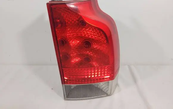 Volvo XC70 Rear/tail lights 161038