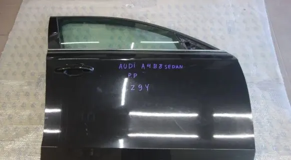Audi A4 S4 B8 8K Front door NV05S28