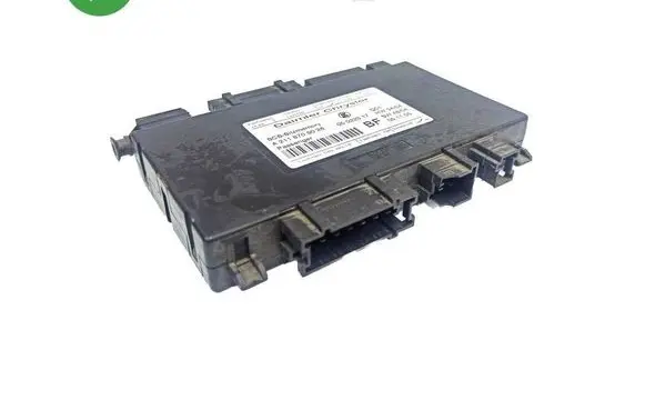 Mercedes-Benz CLS C219 Seat control module A2118705026 05022317