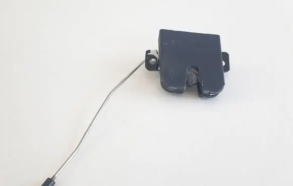 Loading door lock