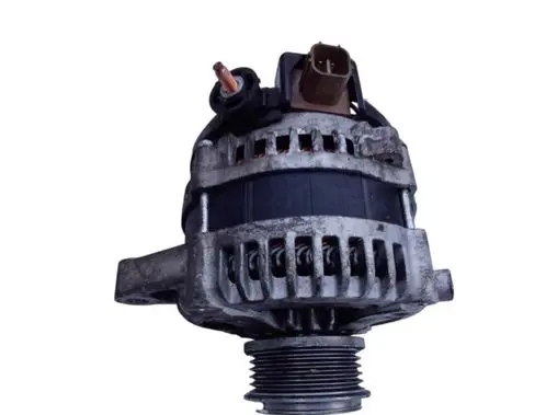 Toyota Avensis T250 Generator/alternator 1CDFTV