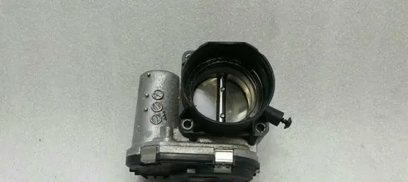 Mercedes-Benz C W205 Throttle valve A2701410025