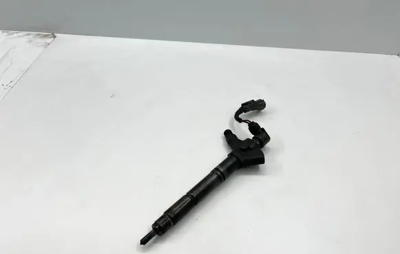 Toyota RAV 4 (XA30) Fuel injector 2367026011