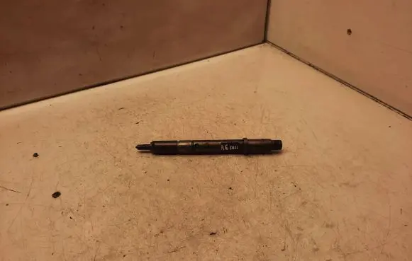 Audi A6 S6 C5 4B Fuel injector 059130201A