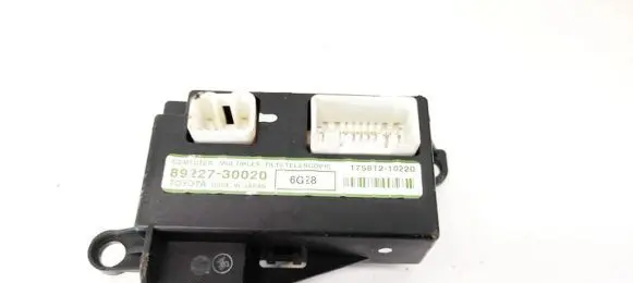 Lexus GS 300 350 430 450H Other control units/modules 17581210220 175812-10220