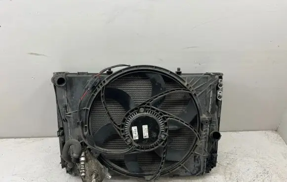 BMW 3 E90 E91 Radiator set 16326937515 9410067 6937515