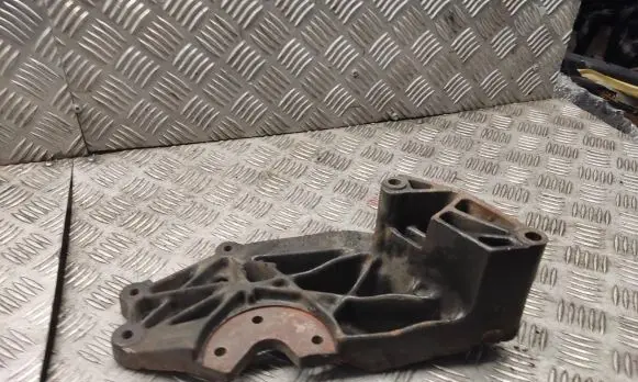 Volkswagen Sharan Engine mounting bracket 7m0199308e