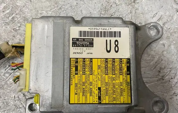 Toyota Prius (XW20) Airbag control unit/module 8917047300 MRSU6725161