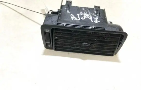 Volkswagen Golf IV Dash center air vent grill 1j1819704c