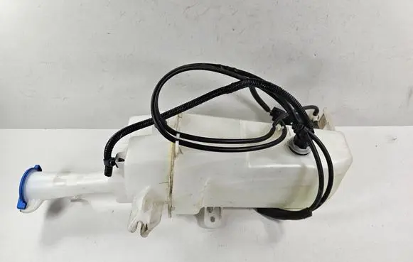 KIA Xceed Windshield washer fluid reservoir/tank 98610J7000